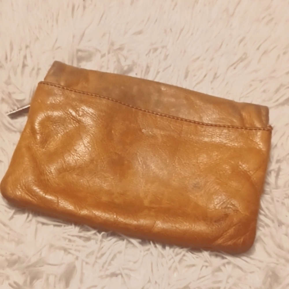 HOBO Pre-Loved Clutch